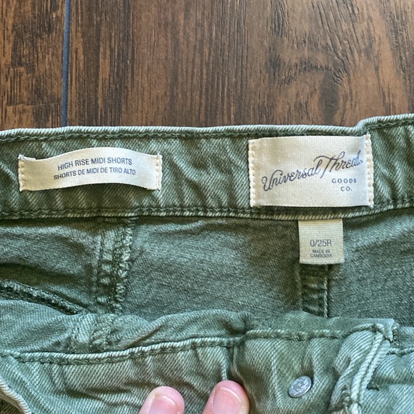 Universal Thread High Rise Midi Shorts - Picture 2 of 3